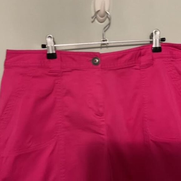 Rafaella hot pink shorts - Picture 1 of 3